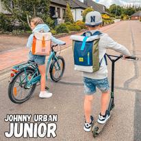 "AARON JUNIOR" újrahasznosított rolltop hátizsák, kék multicolor, Johnny Urban "AARON JUNIOR" újrahasznosított rolltop hátizsák, kék multicolor, Johnny Urban